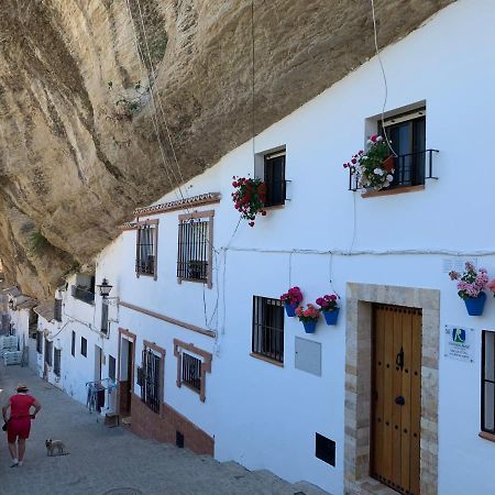 Casa Cueva "Las Calcetas" Guest House Setenil De Las Bodegas Bagian luar foto
