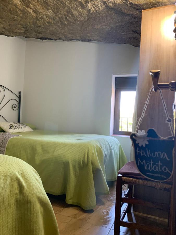 Casa Cueva "Las Calcetas" Guest House Setenil De Las Bodegas Bagian luar foto