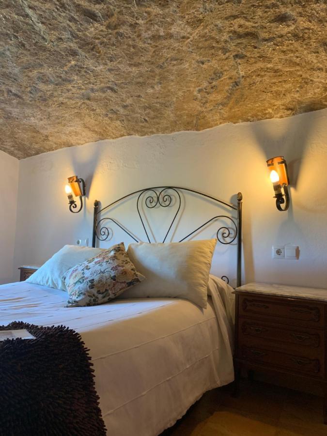 Casa Cueva "Las Calcetas" Guest House Setenil De Las Bodegas Bagian luar foto